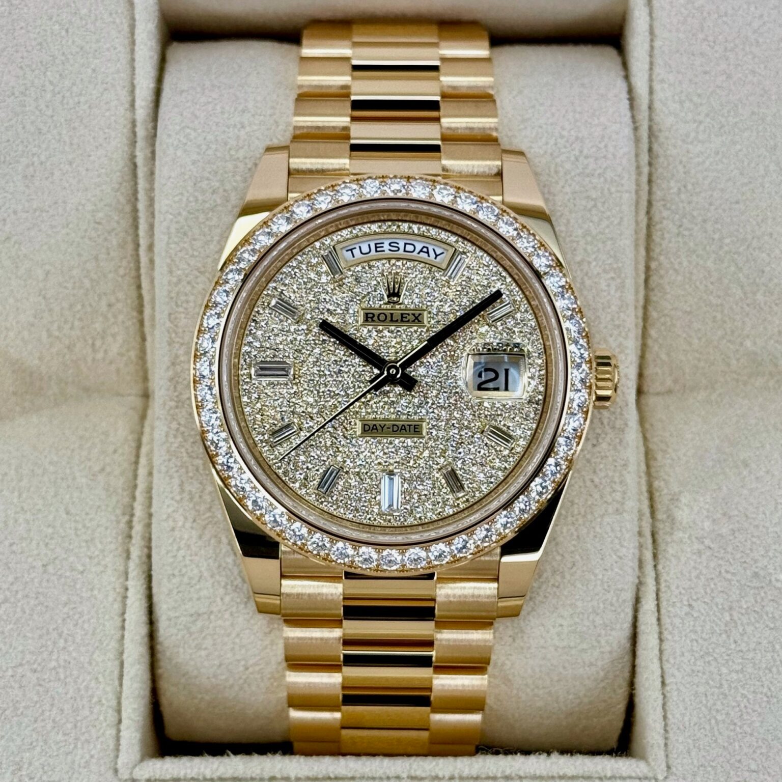 Rolex Day-Date 40 228348RBR Yellow Gold Diamond Dial Diamond Bezel - Image 5